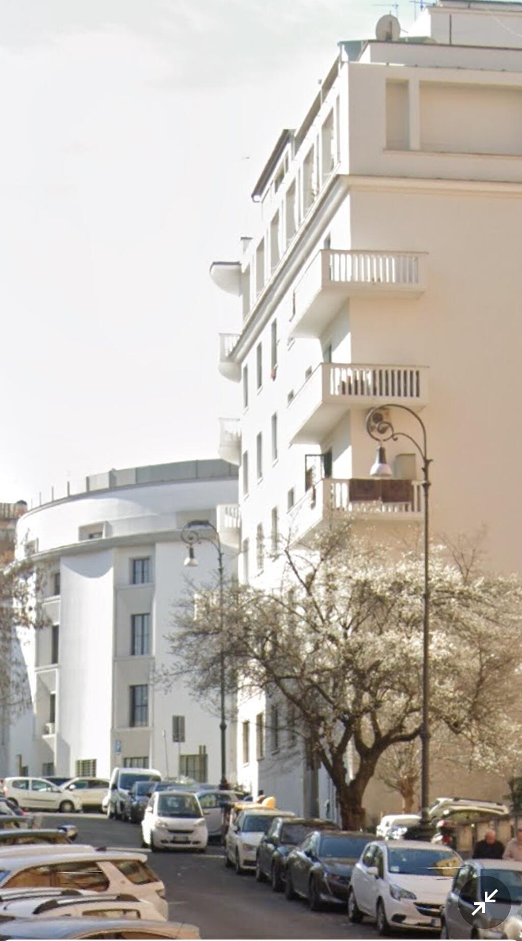 Immagine 1 di Abitazione tipica in affitto  a Roma