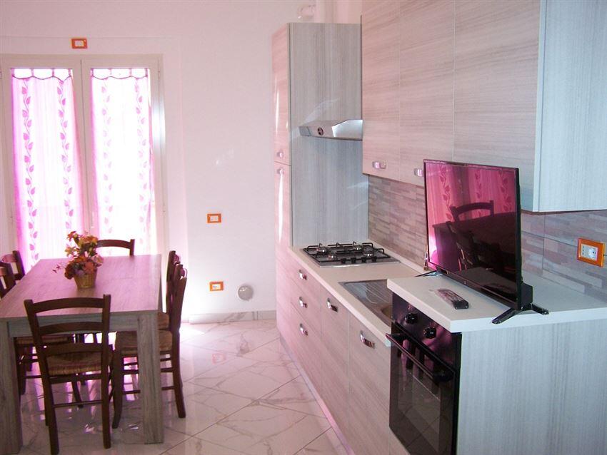 Immagine 1 di Appartamento in affitto  a Riccione