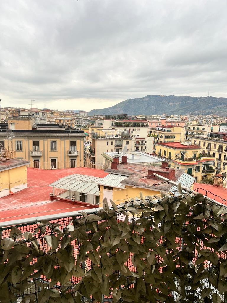 Immagine 1 di Stanza singola in affitto  in via scarlatti  a Napoli