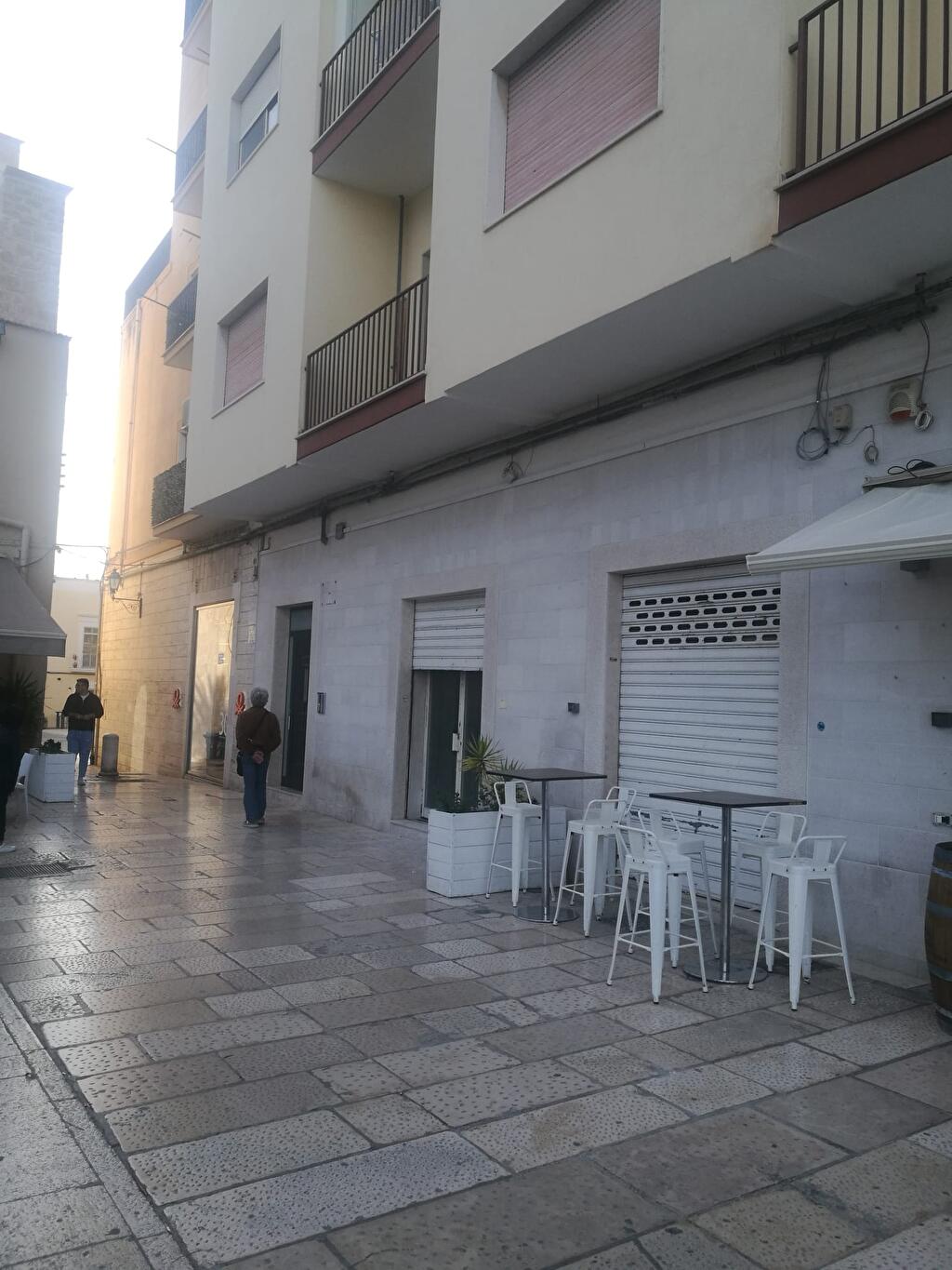 Immagine 1 di Attività commerciale in vendita  in p.tta Mercato  2 a Manfredonia