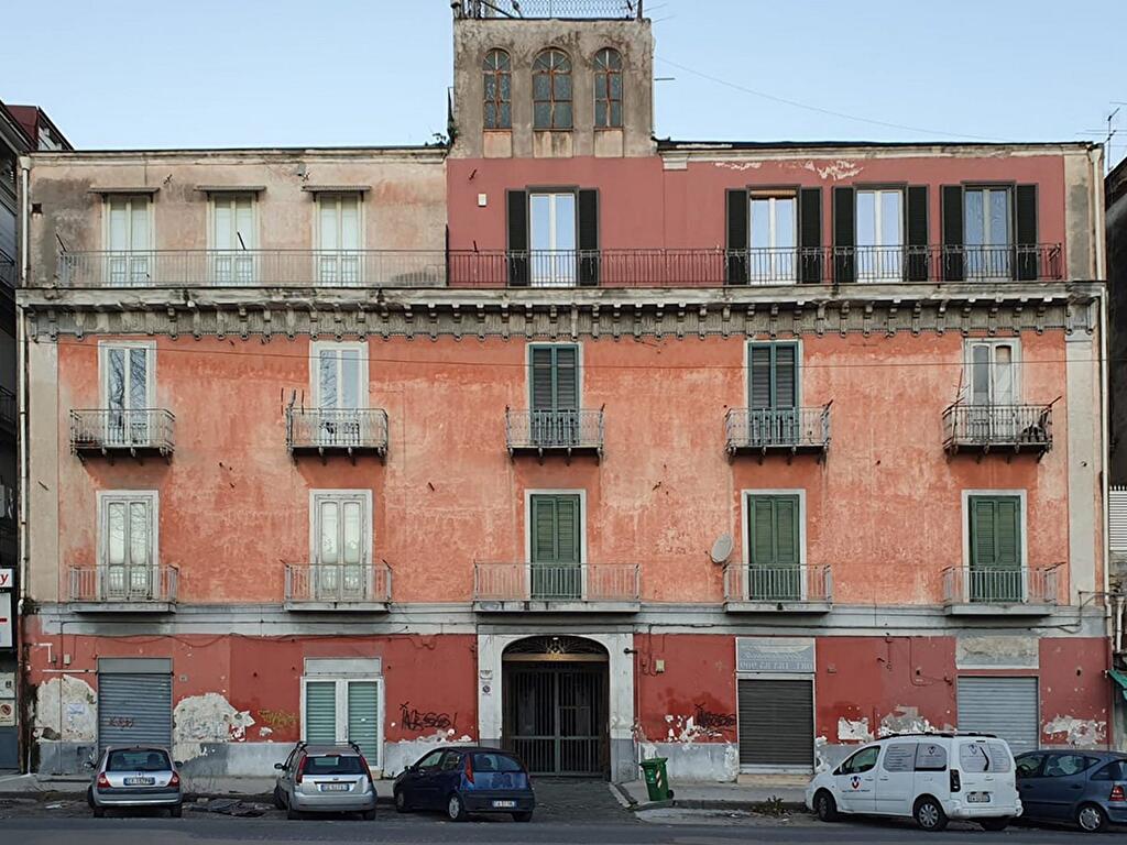 Immagine 1 di Appartamento in affitto  in Via Francesco de Pinedo 43 a Napoli