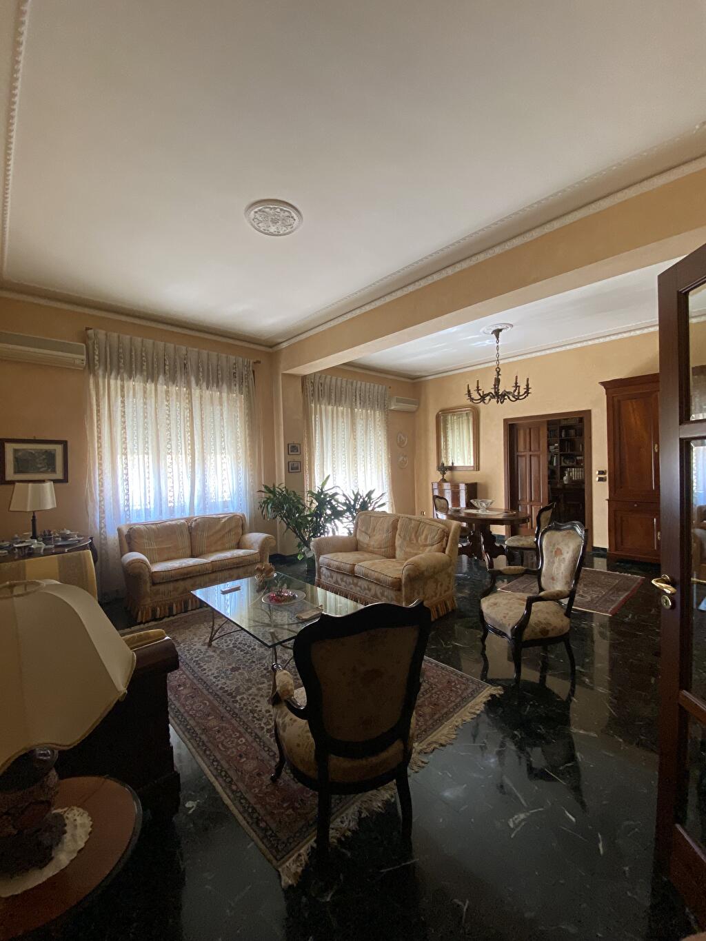 Immagine 1 di Appartamento in affitto  a Reggio Di Calabria