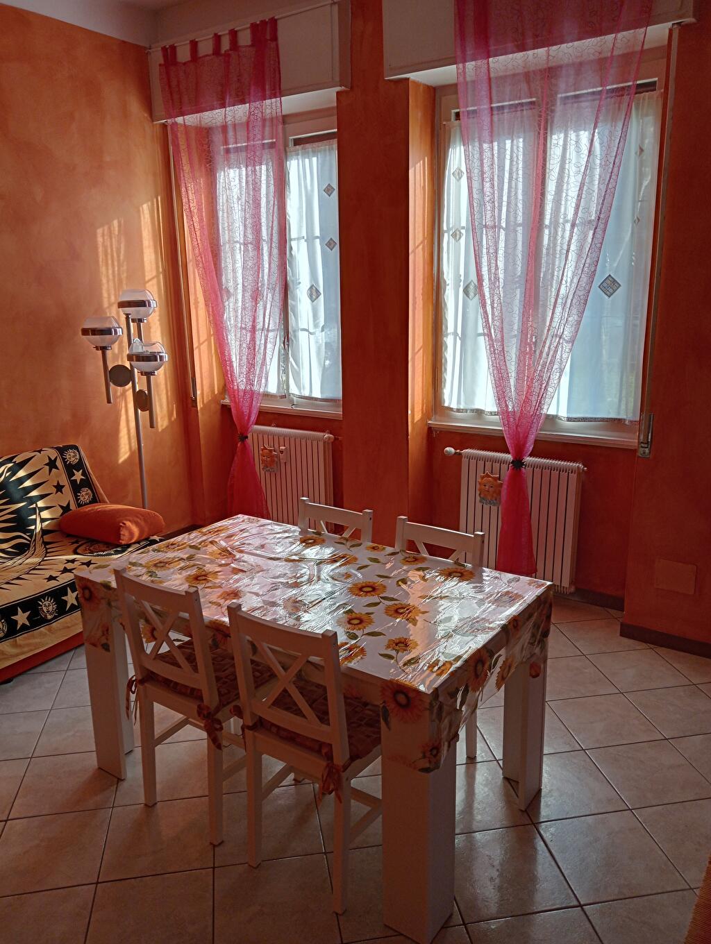 Immagine 1 di Bilocale in affitto  in via Vittori 42 a Cremona