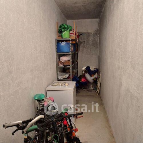 Immagine 10 di Bilocale in vendita  in VIA MARIO PUPPO 19 a Lavagna