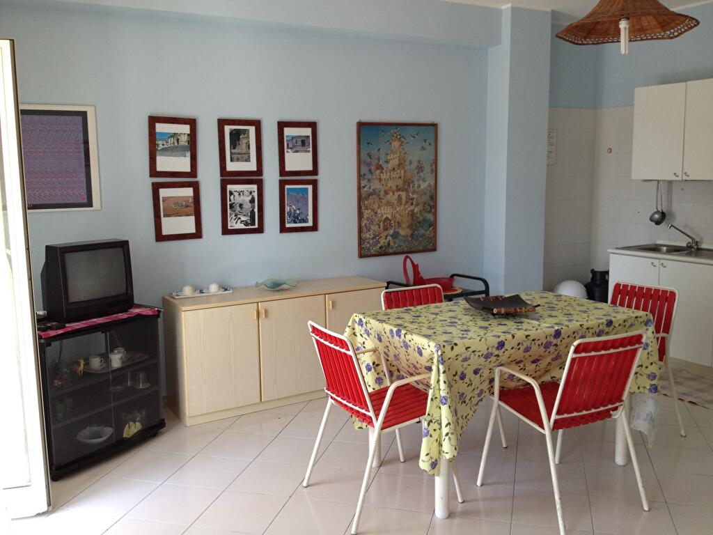 Immagine 1 di Casa vacanze in affitto  in Via Spiaggia Fondachello 147 a Mascali