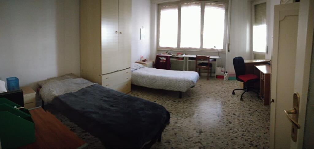 Immagine 1 di Affittacamere in affitto  in Via Savona  5 a Pisa