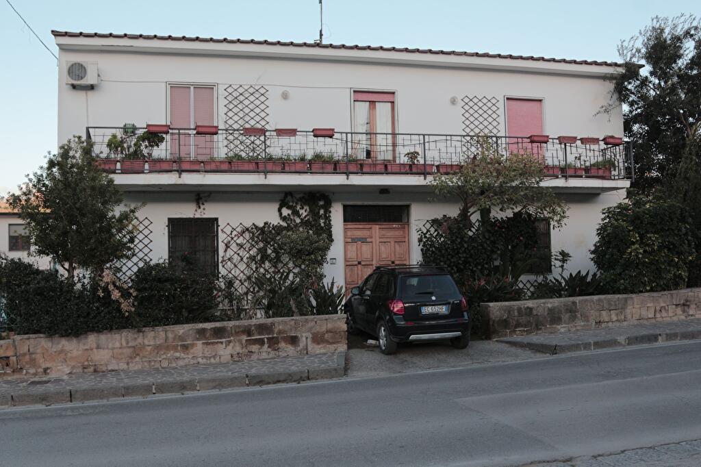 Immagine 1 di Villa in vendita  in viale Olimpico 111 a Bacoli
