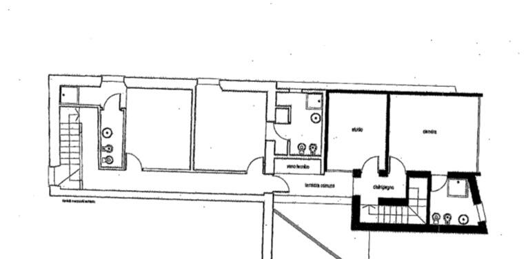 Immagine 1 di Casa semindipendente in vendita  in Piazza L. Corbani  15 a Aulla