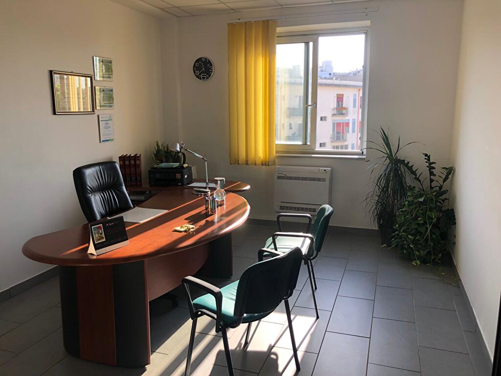Immagine 1 di Ufficio in affitto  in Via Dalmazia  31c a Brindisi