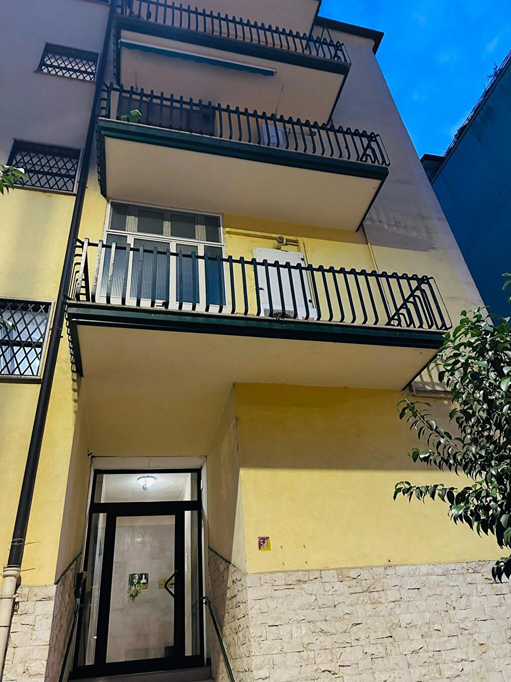 Immagine 1 di Appartamento in affitto  in viale Mellusi  58 a Benevento